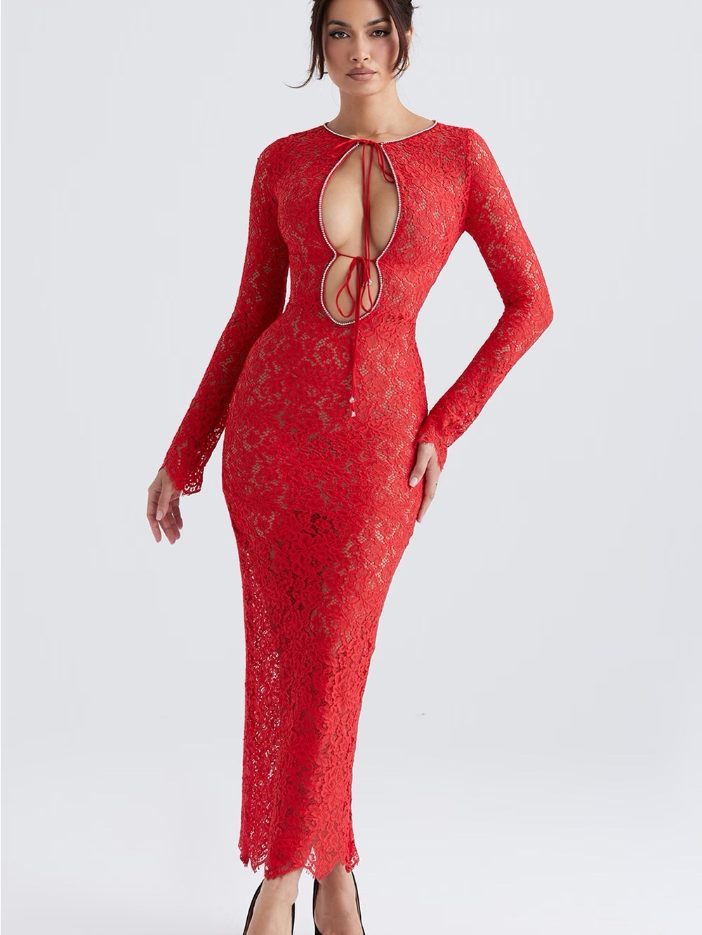 House of CB LISANDRA
Red Lace Maxi Dress